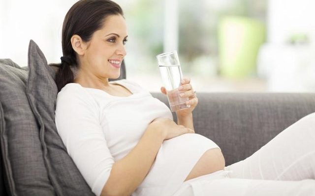 drinking pure water during pregnancy