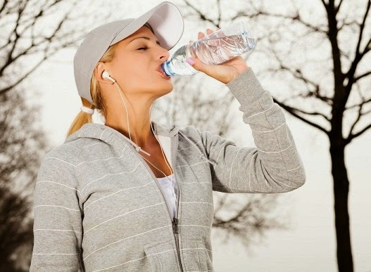 Drinking more water helps to lose weight